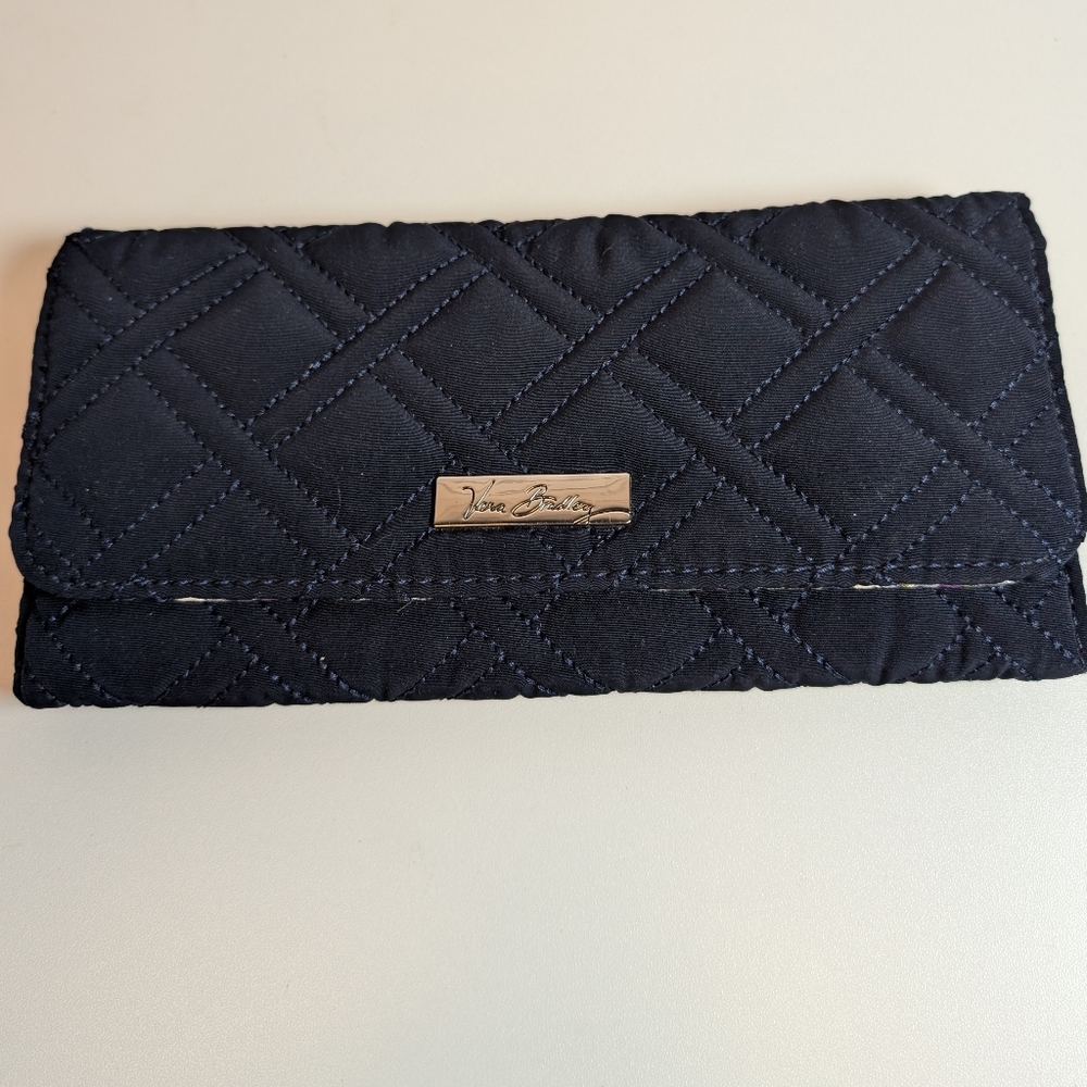 Vera Bradley Navy Quilted Cotton Trifold Wallet Retro Print Lining NWOT
